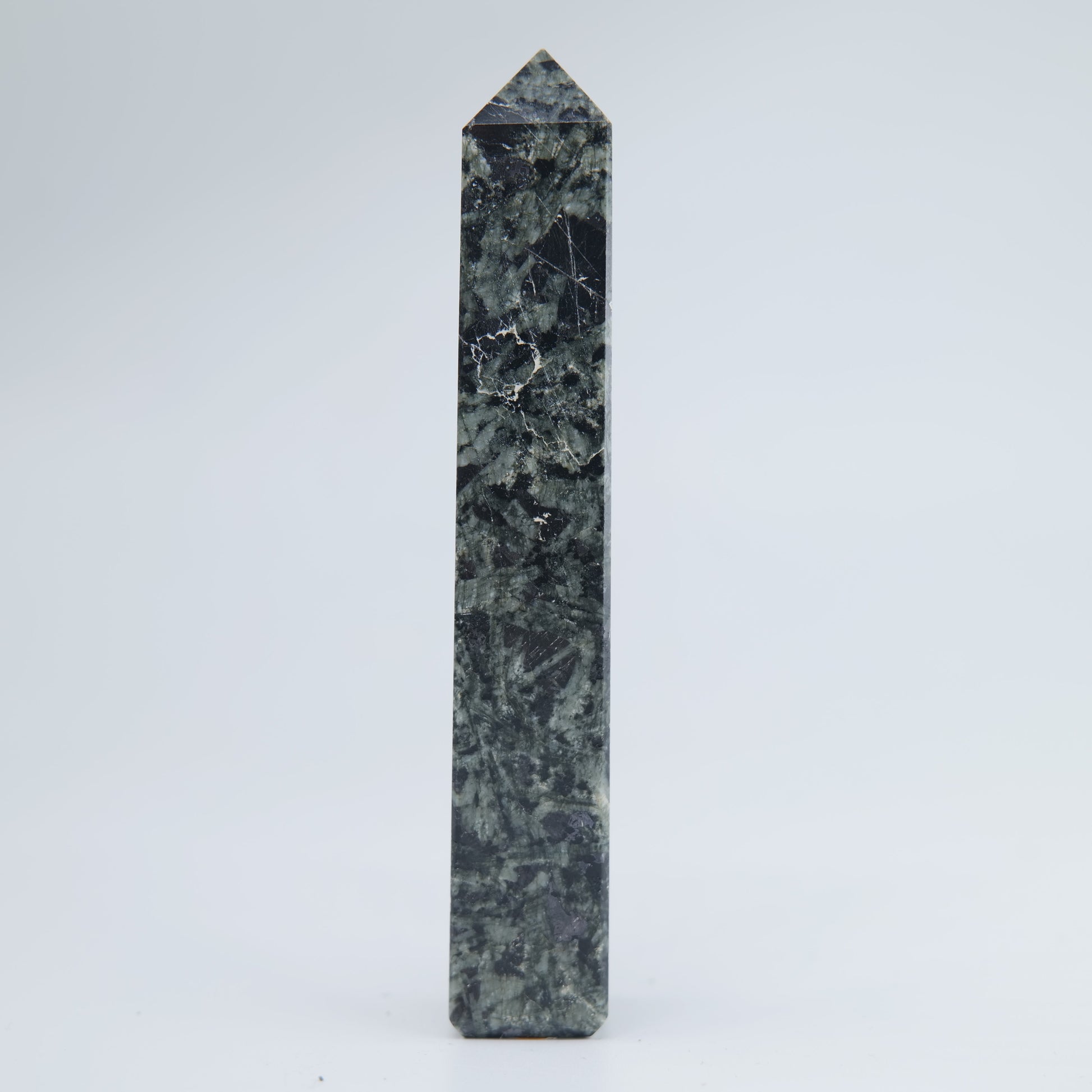 Tourmaline Flower Tower 80g - Luna Panther