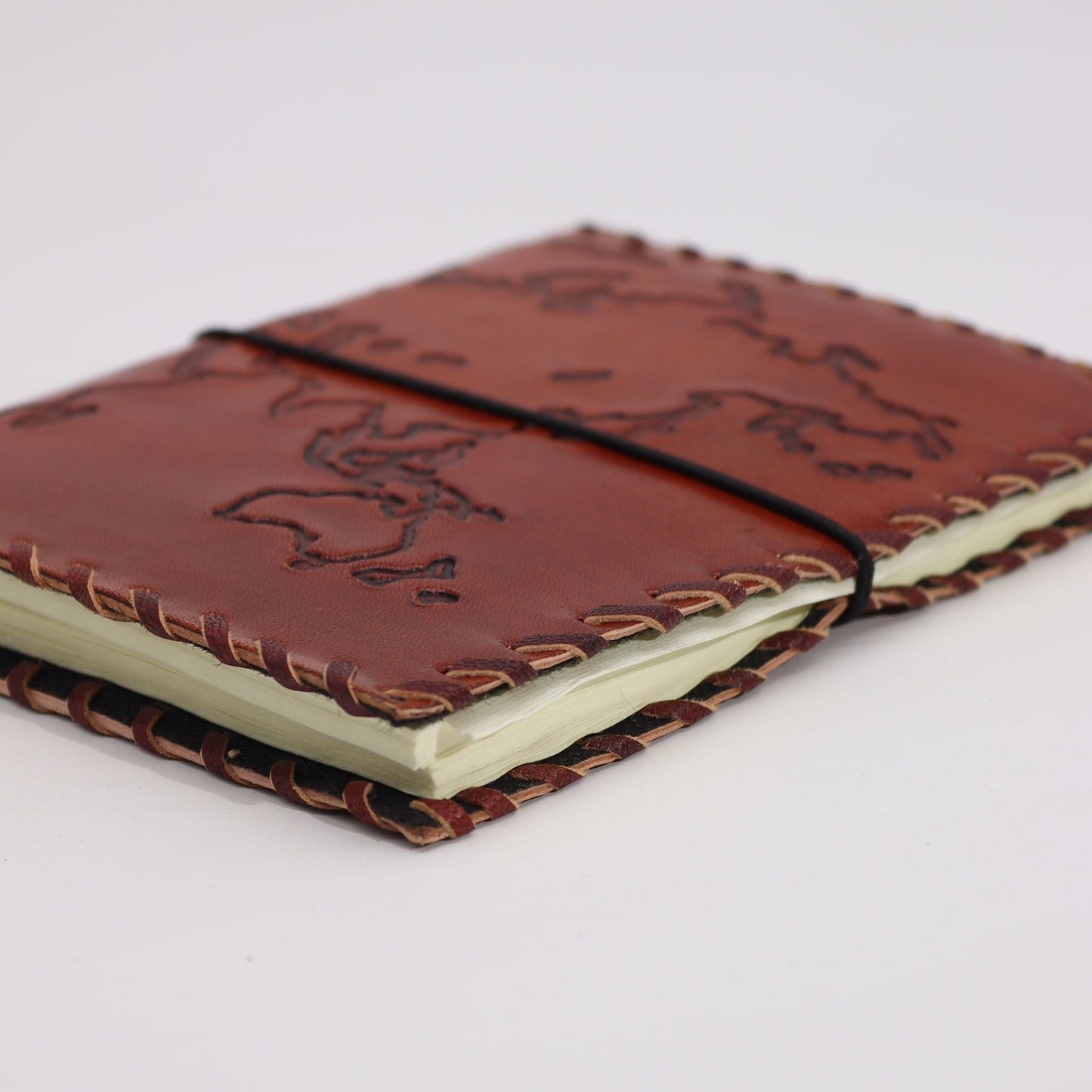 Travel Journal with wrap - Light Tan - 96 pages - 17x13cm - Luna Panther