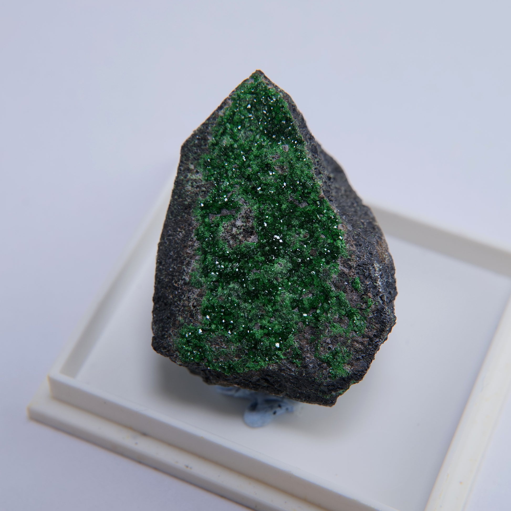 Uvarovite from Sarany, Russia - 15g