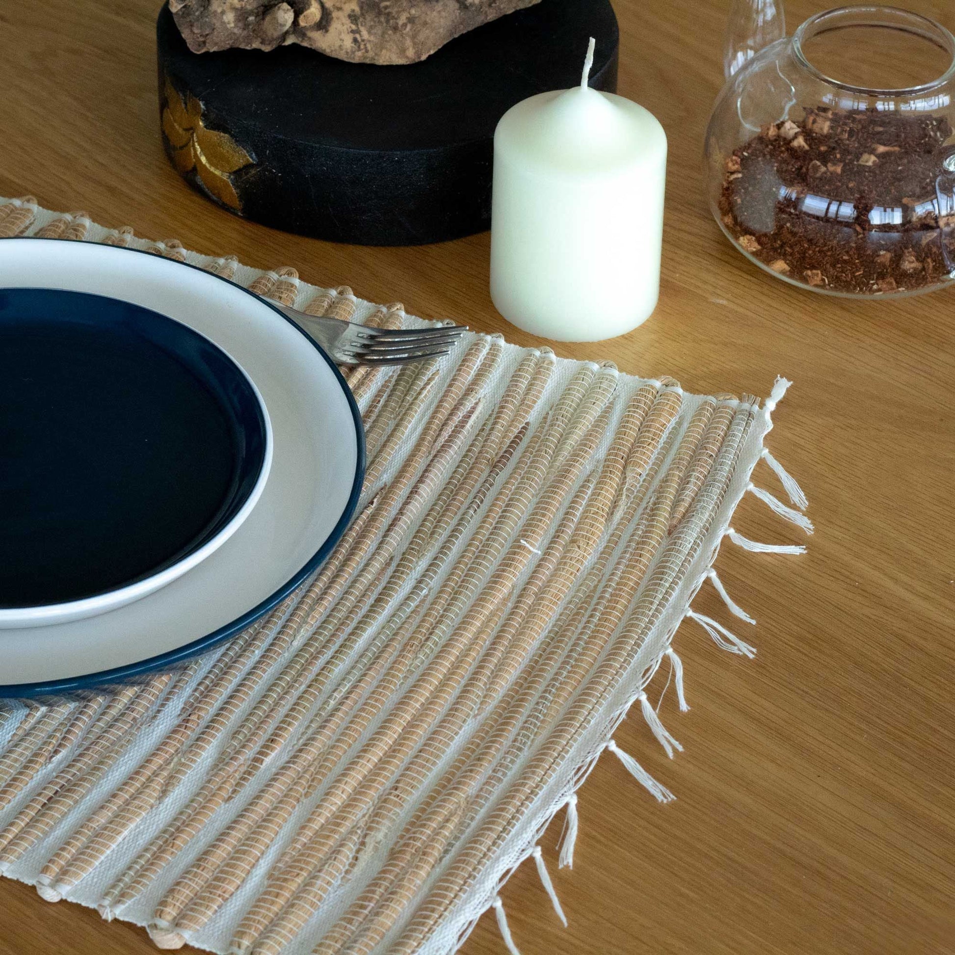 Water Hyacinth Natural Placemat - Natural Tiger with Fringe - Luna Panther