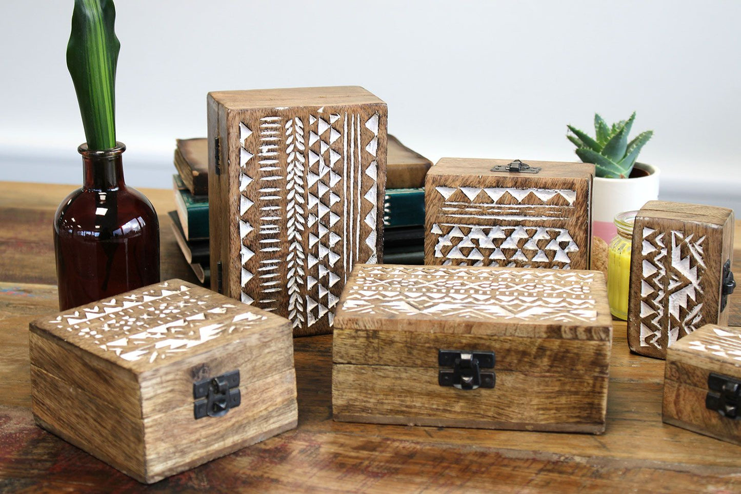 White Washed Wooden Box - 6x4 Aztec Design - Luna Panther